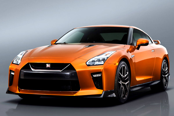 Nissan GT-R facelift revealed at New York | Autocar India