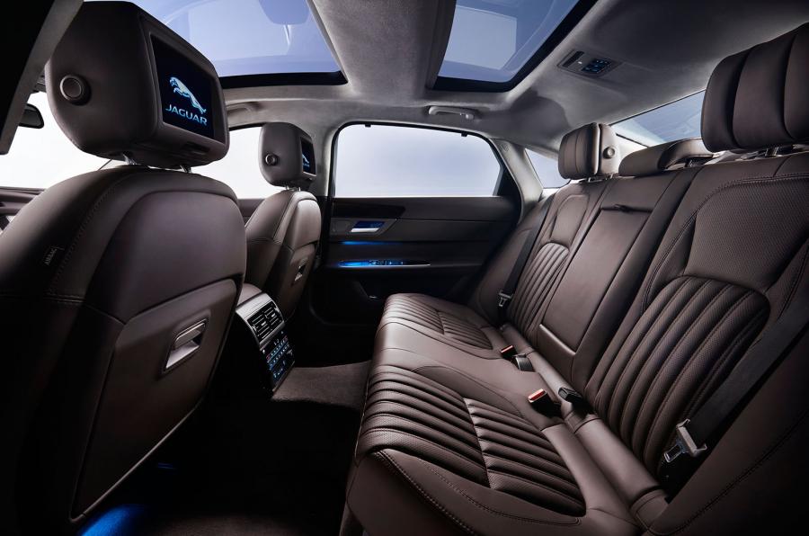 Jaguar XF L revealed at Beijing motor show 2016 - Image 4