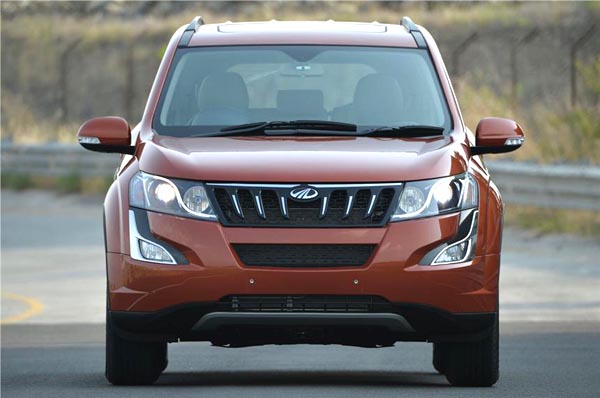 Mahindra XUV500 W6 AT launched at Rs 14.29 lakh