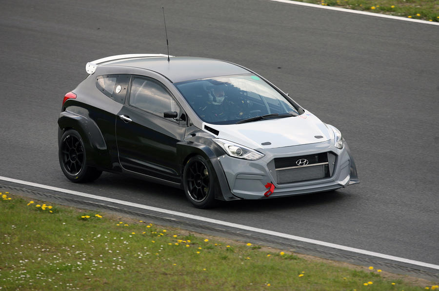 Hyundai i30 N hot hatchback to be unveiled next year