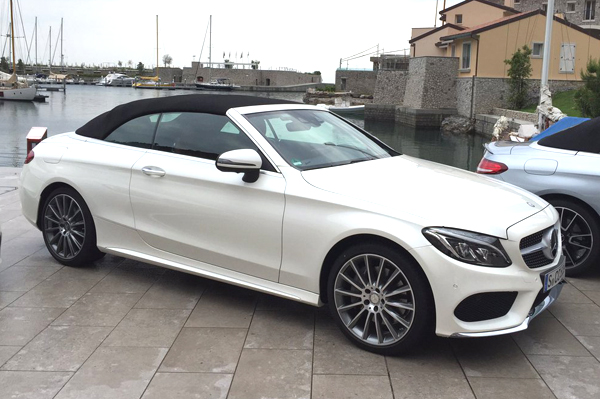Mercedes C 300 cabriolet India bound - Image 1