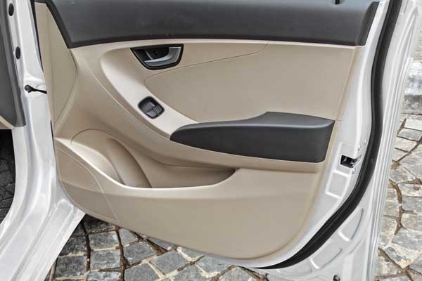 Redigo vs Alto 800 vs Kwid vs Eon comparison - Image 43