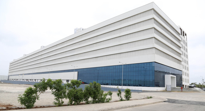 Mercedes inaugurates parts warehouse in Chakan
