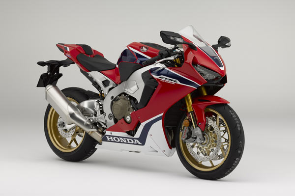 Honda unveils 2017 CBR1000RR SP and SP2 models at Intermot 2016 - Image 1