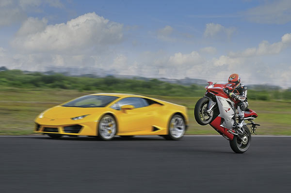 Italian madness on 4 and 2 wheels - Image 1