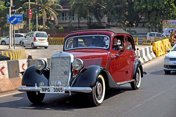 Mercedes Classic Car Rally 2016 held in Mumbai - Image 4