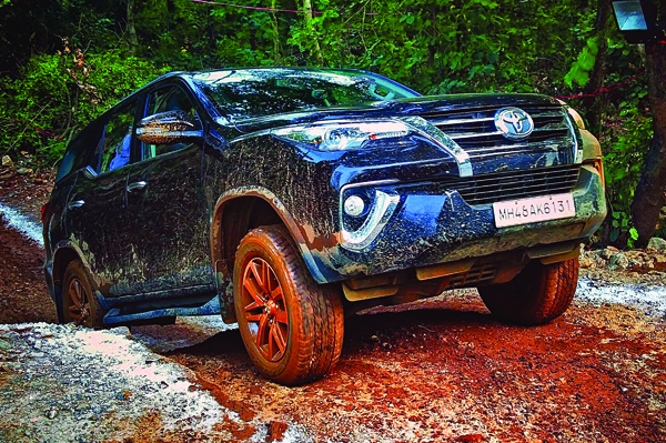 Toyota Fortuner off-road experience - Image 1
