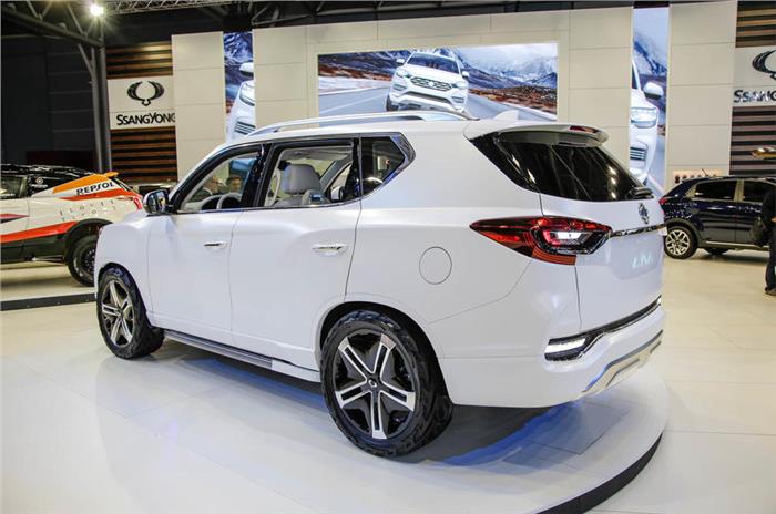 Mahindra to launch Fortuner rival - Image 2