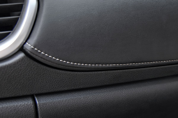 New Toyota Fortuner vs Ford Endeavour comparison - Image 23