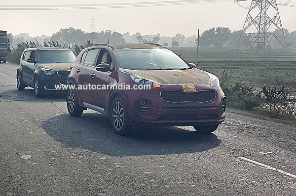 Kia Sportage SUV, Soul crossover spied in India