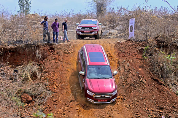 Great Ford Endeavour Drive experience - Image 2