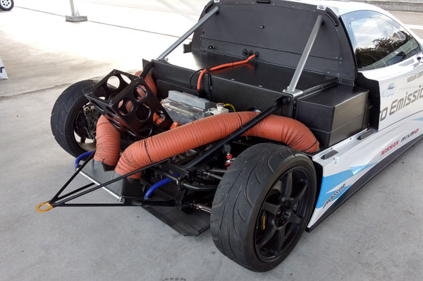 Driving the Leaf Nismo RC - Image 6