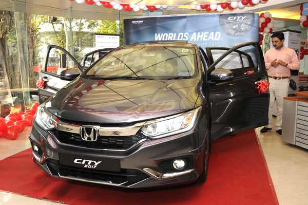 Bookings for the recently-updated City sedan have crossed 25,000 units in India. 