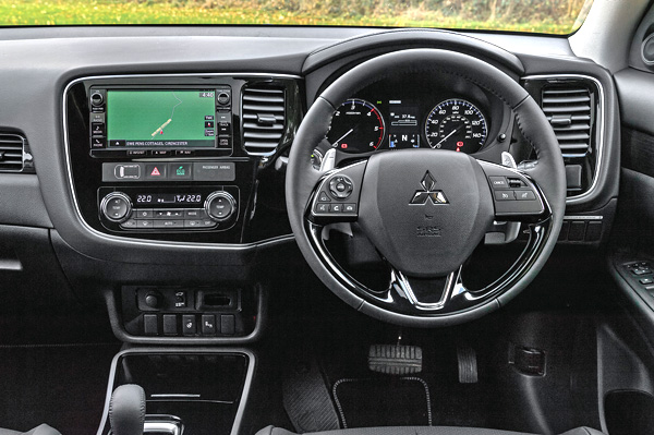 2017 Mitsubishi Outlander India launch soon - Image 2