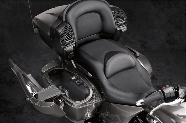 2018 Yamaha Star Venture cruiser first look - Introduction