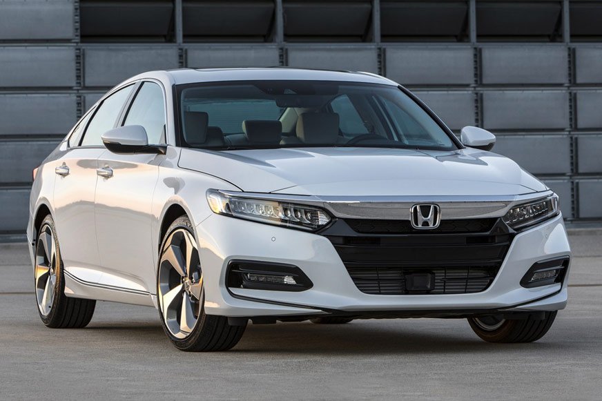 New 2018 Honda Accord revealed with interior and exterior images ...