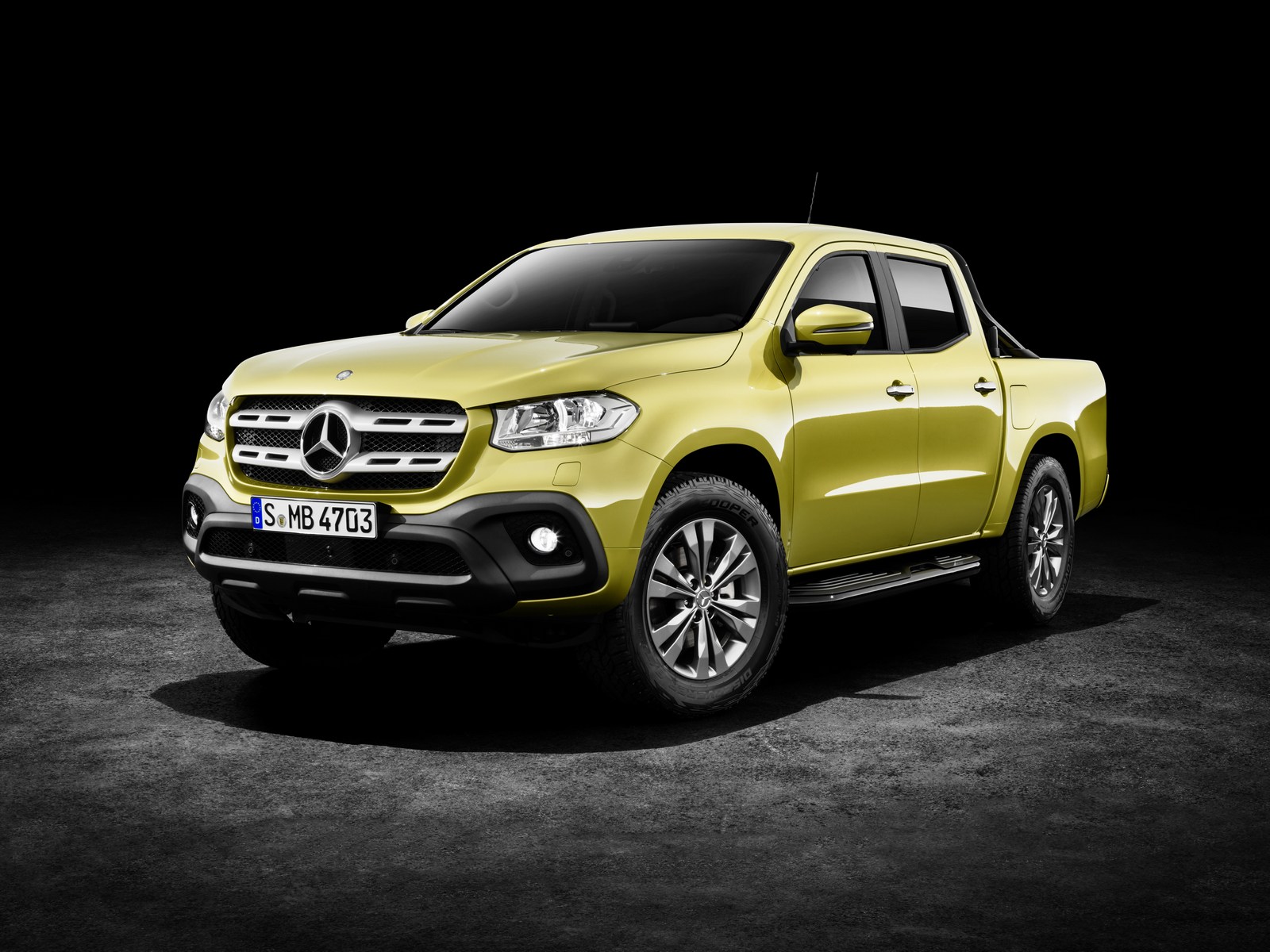 Mercedes X-class pickup unveiled - Image 2