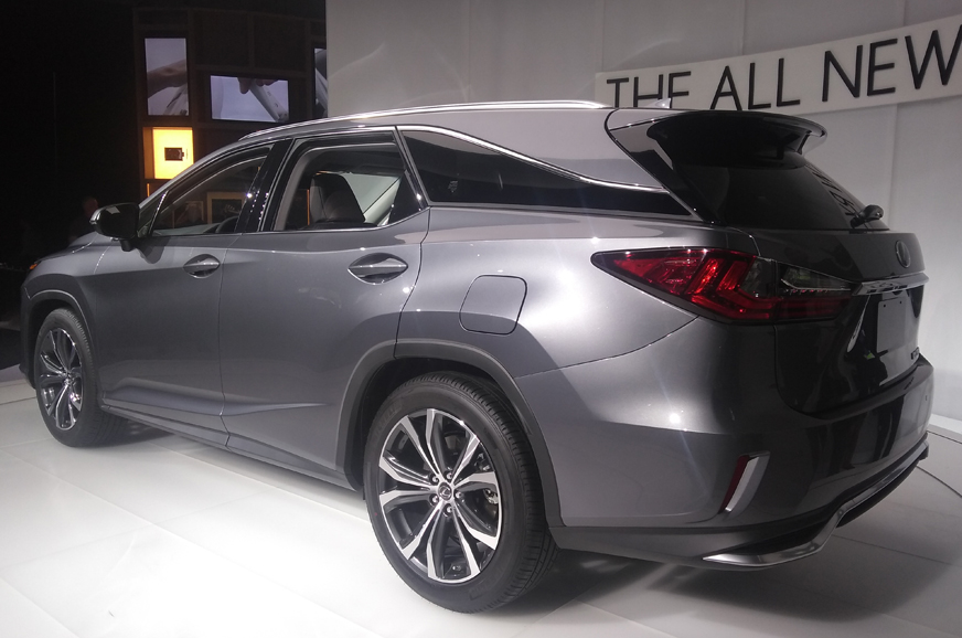 Upcoming Lexus RX L unveiled at LA Auto Show - Image 3