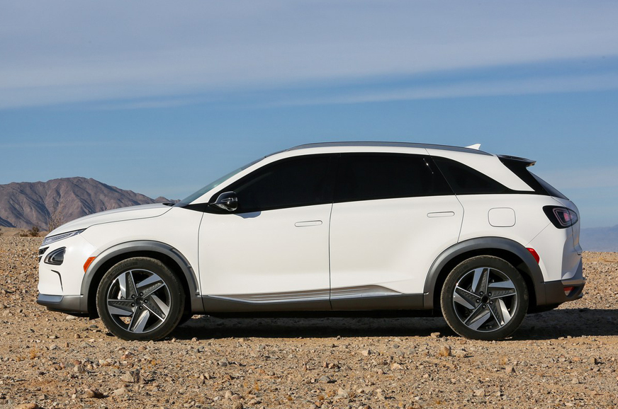 Hyundai’s fuel cell-based Nexo SUV revealed at CES - Image 2