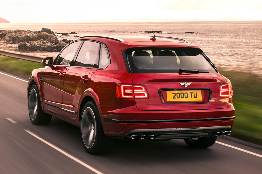 2018 Bentley Bentayga V8 revealed - Image 2