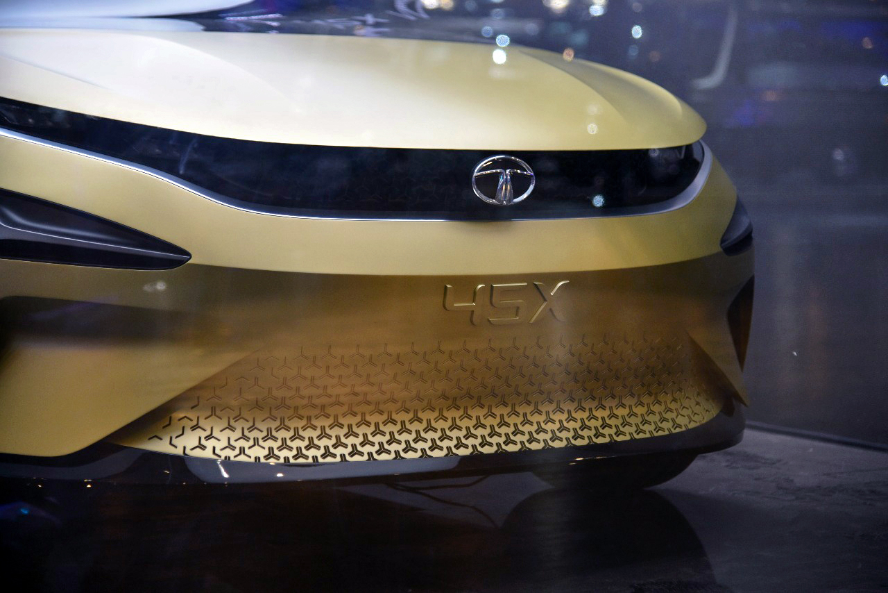 Tata 45X hatchback concept wows at Auto Expo 2018 - Image 8