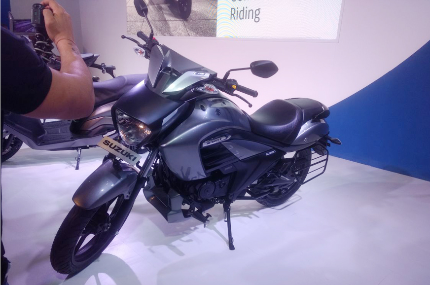 Suzuki Intruder 150 FI variant - Auto Expo 2018 Live