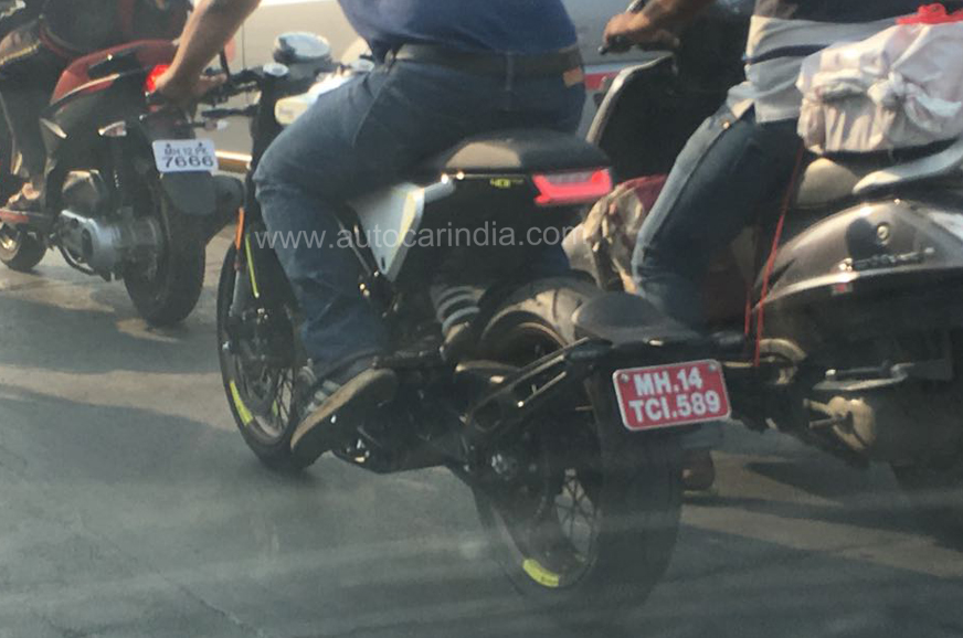 Husqvarna Svartpilen 401, Vitpilen 401 spotted in India - Image 1