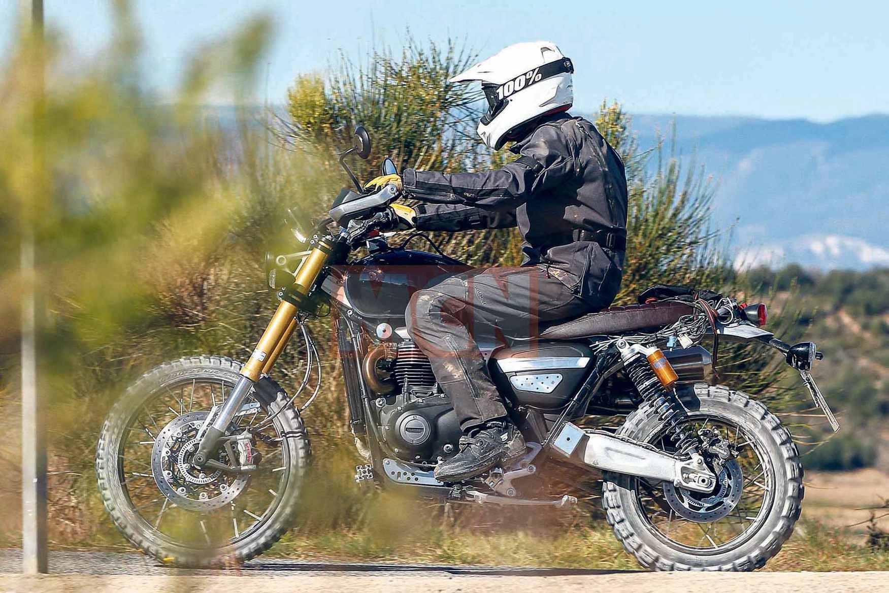 triumph scrambler 1200 off road