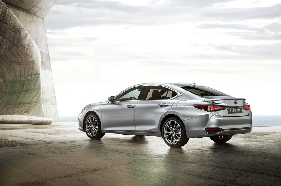 New Lexus ES sedan revealed in Beijing - Image 2