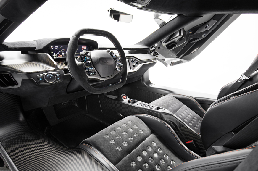 2019 Ford GT Heritage Edition with Gulf Oil livery revealed - Image 3