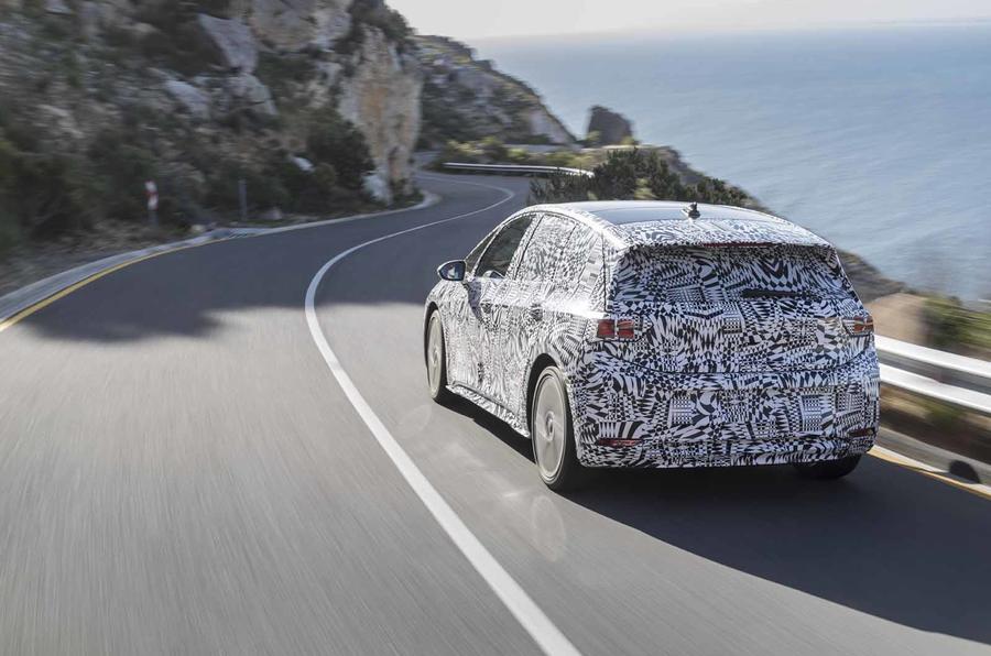 Volkswagen ID hatchback road tests begin - Image 2