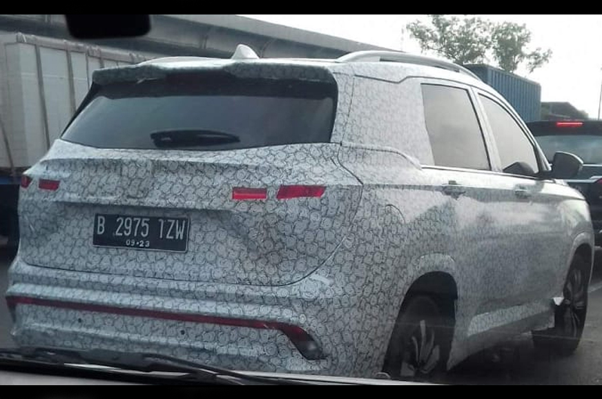 MG SUV for India to get a large vertical infotainment screen - Image 3