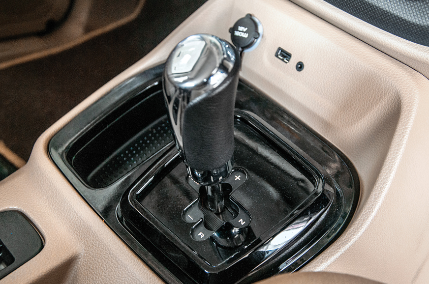 Mahindra XUV300 to get an AMT gearbox soon - Image 3