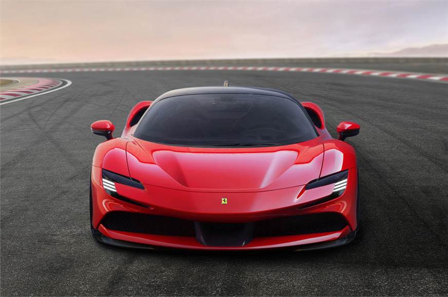 Ferrari SF90 Stradale breaks cover