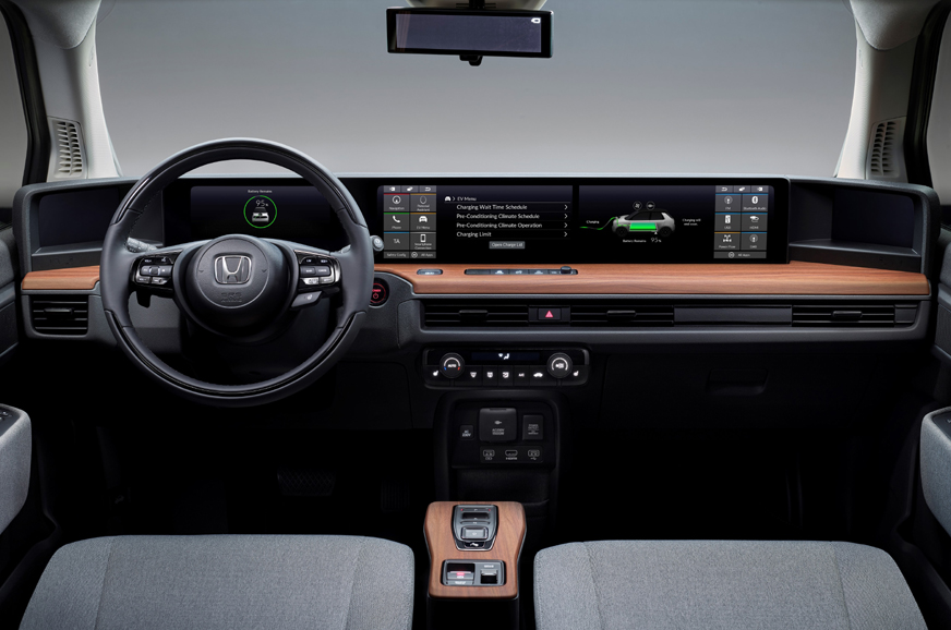 Honda e gets full-width digital display - Image 2