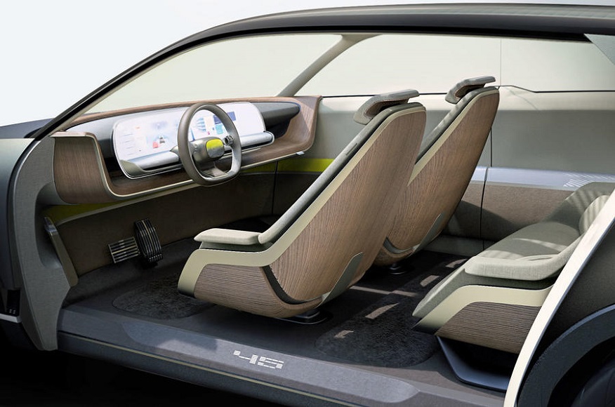 Hyundai 45 Concept previews future EV - Image 4