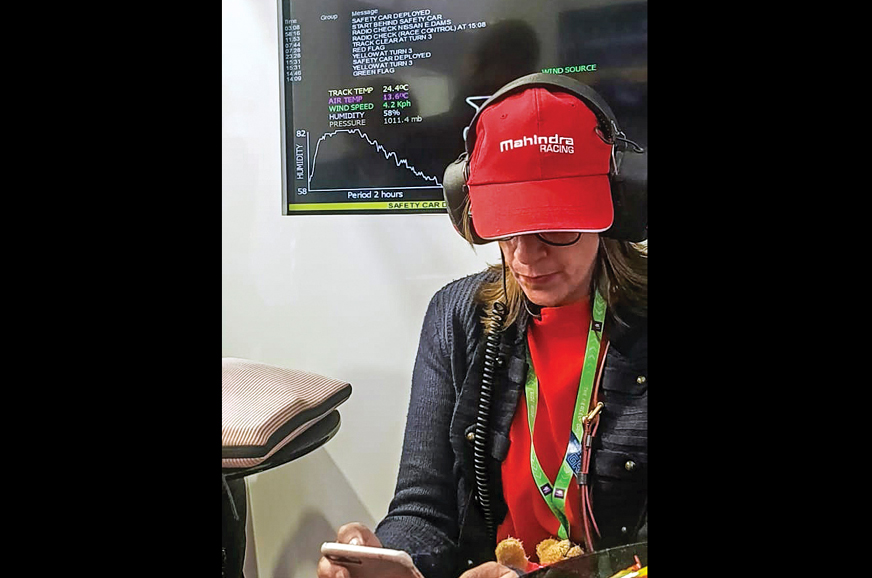 Electrifying formula: Driving a Formula E car - Image 2