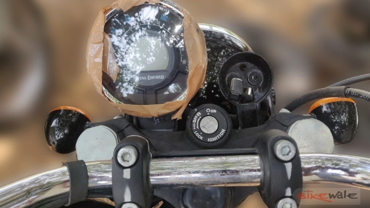 2020 Thunderbird spy shots show new instrument cluster, handlebar - Image 2