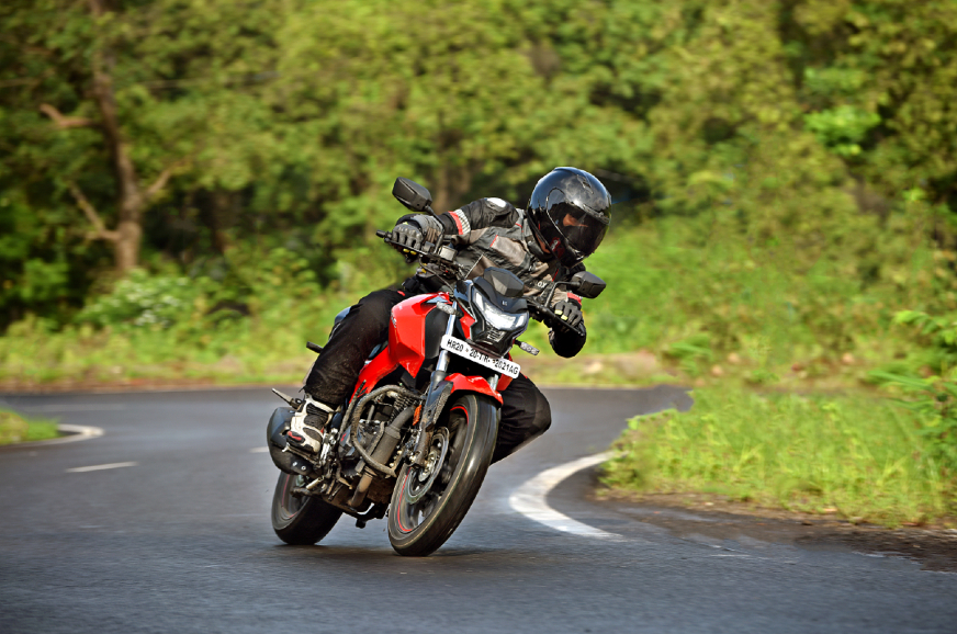Review Hero Xtreme 160r Review Road Test Beyond Creativity