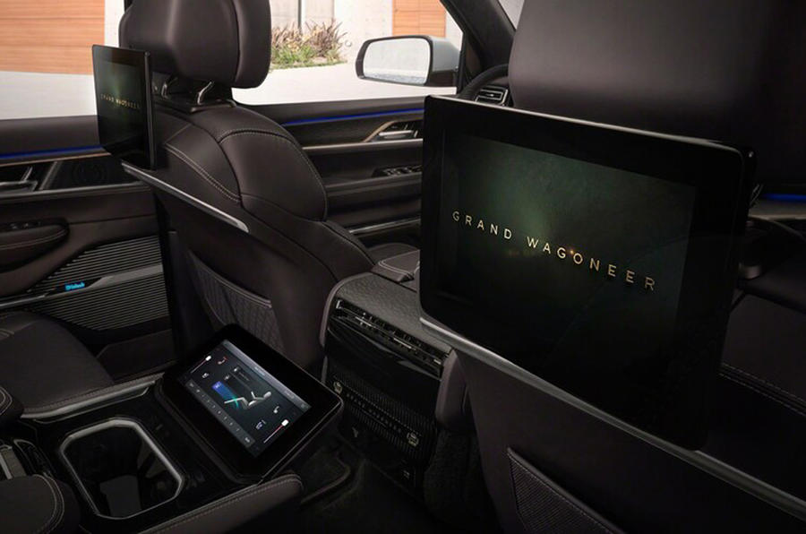 Jeep Grand Wagoneer concept previews flagship SUV - Image 4