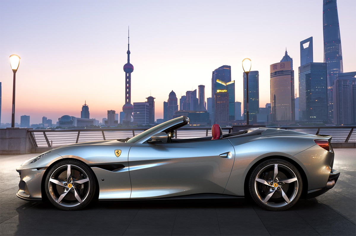 Ferrari Portofino M side