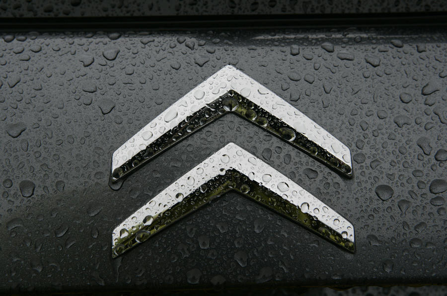 Polestar logo temporarily banned from use in France - Image 2