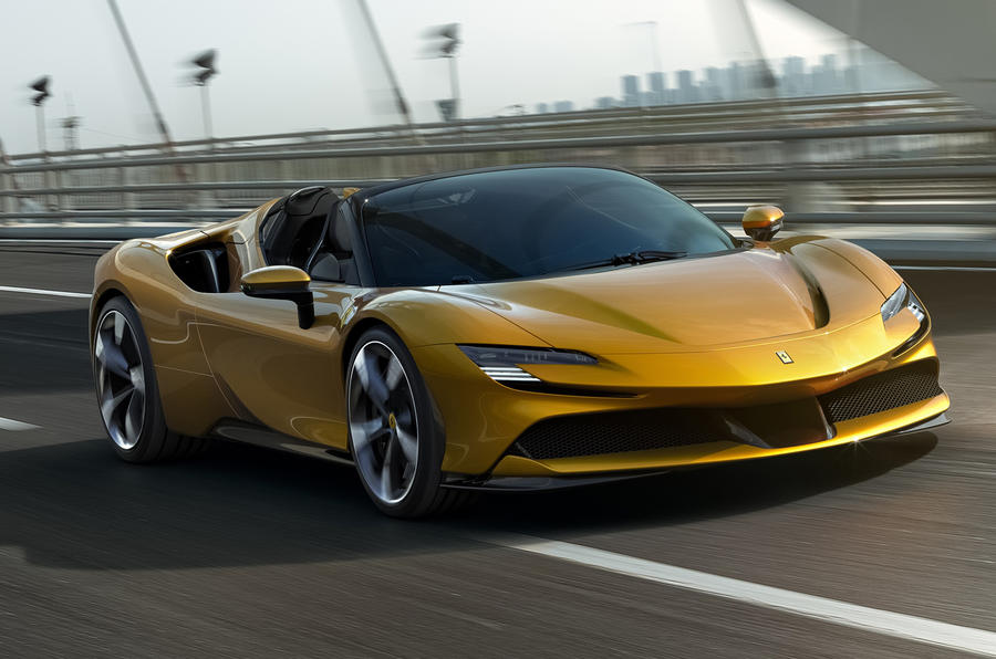 Ferrari SF90 Spider breaks cover