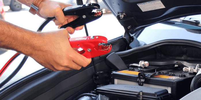 Simple ways to jump start your car's dead battery