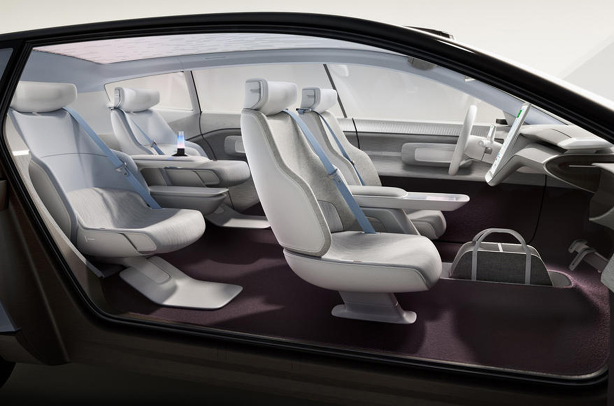 Volvo Concept Recharge revealed - Image 4