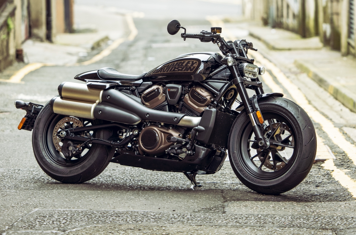 Harley Davidson Sportster S Unveiled Gets 1 250cc Engine Autocar India