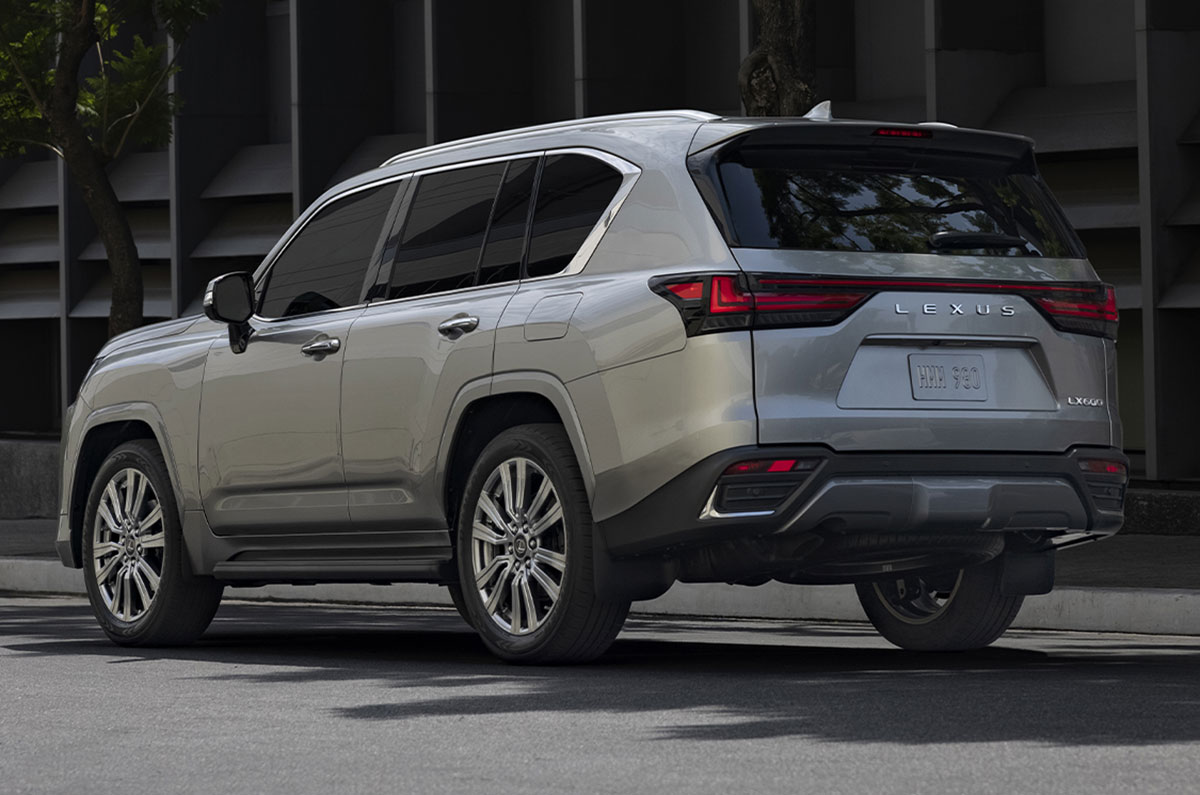 2022 Lexus LX flagship SUV revealed - Image 2