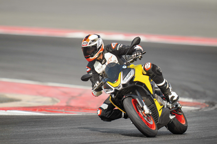 Riding Aprilia's latest superbikes in Dubai - Image 2