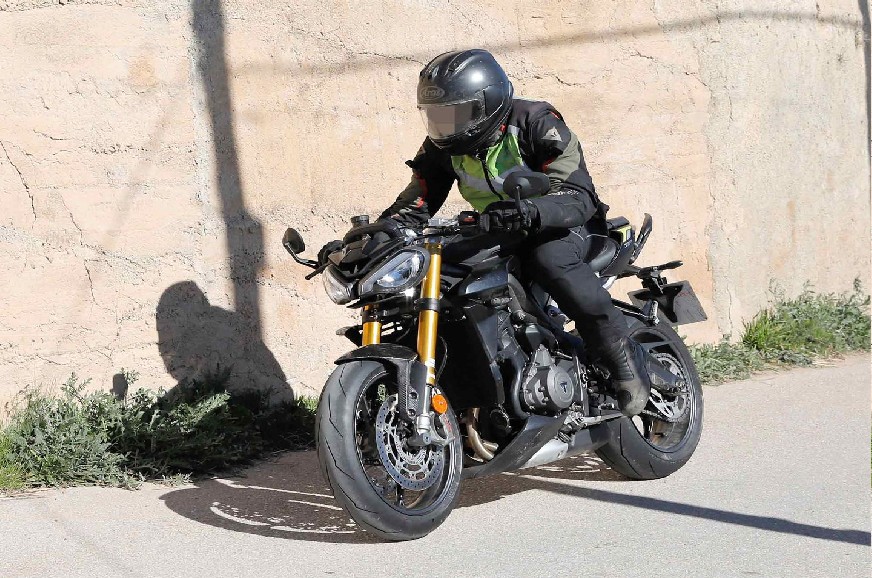 Higher-spec Triumph Street Triple spied testing