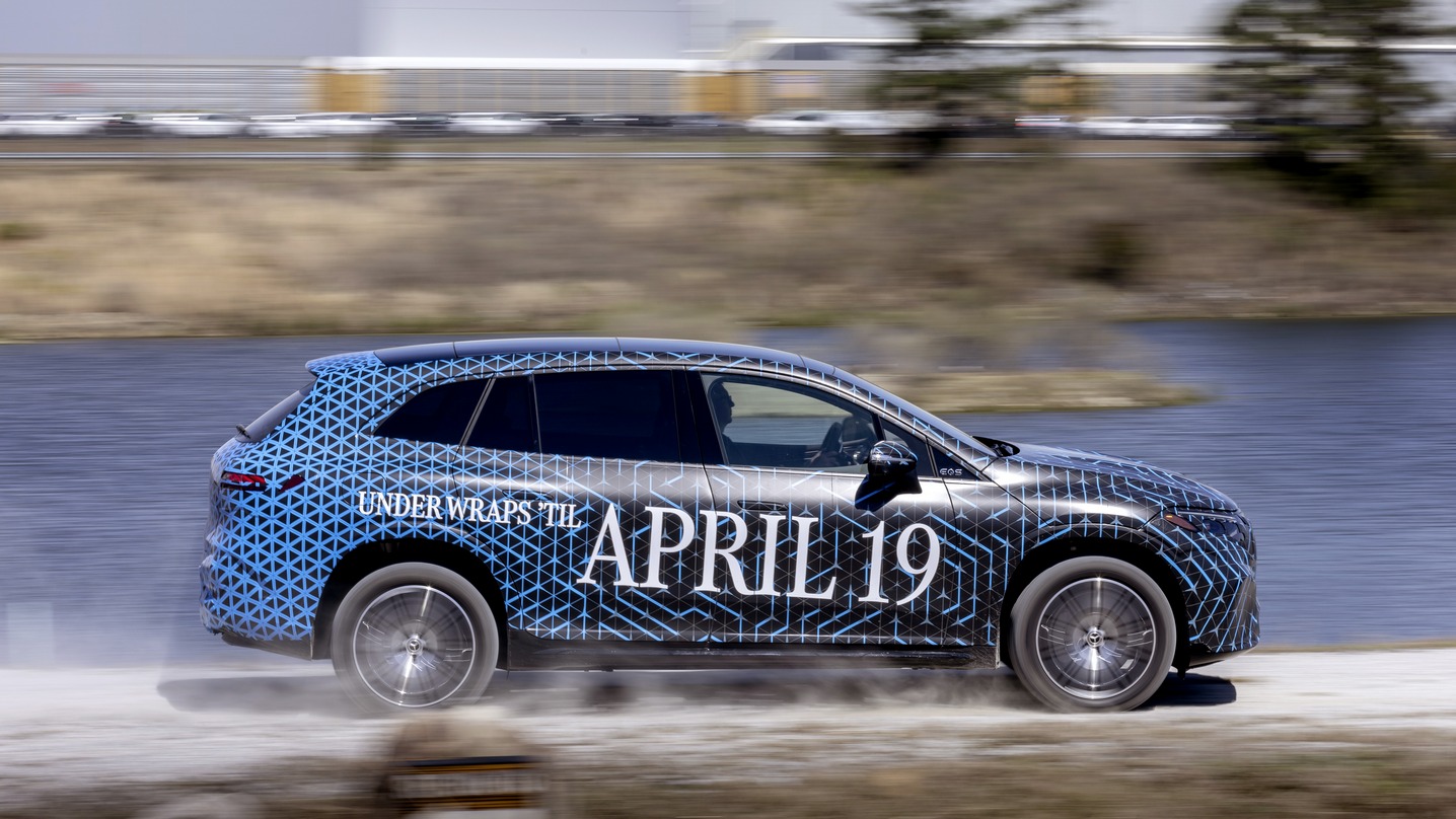 The Mercedes-Benz EQS SUV spotted testing.